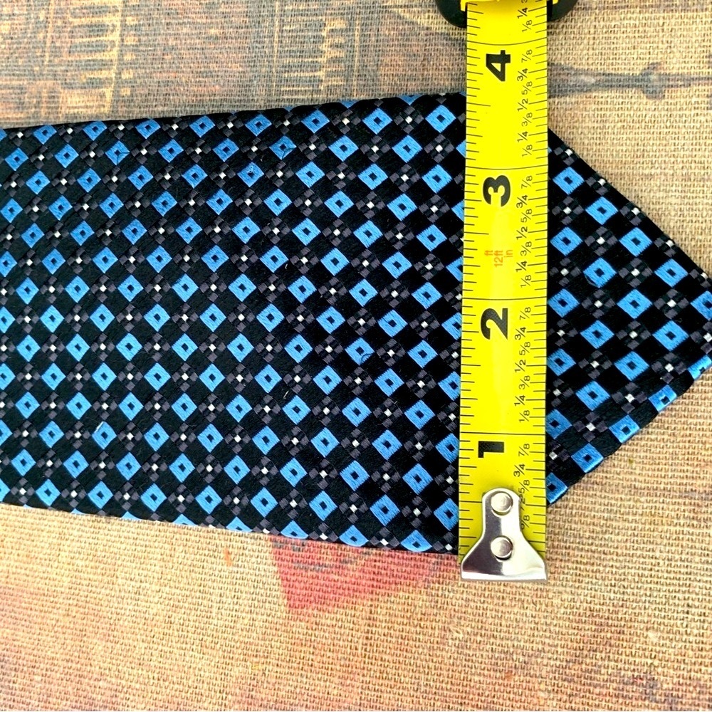 Hathaway 💯% Silk Tie: Black, Blue Geometric Print